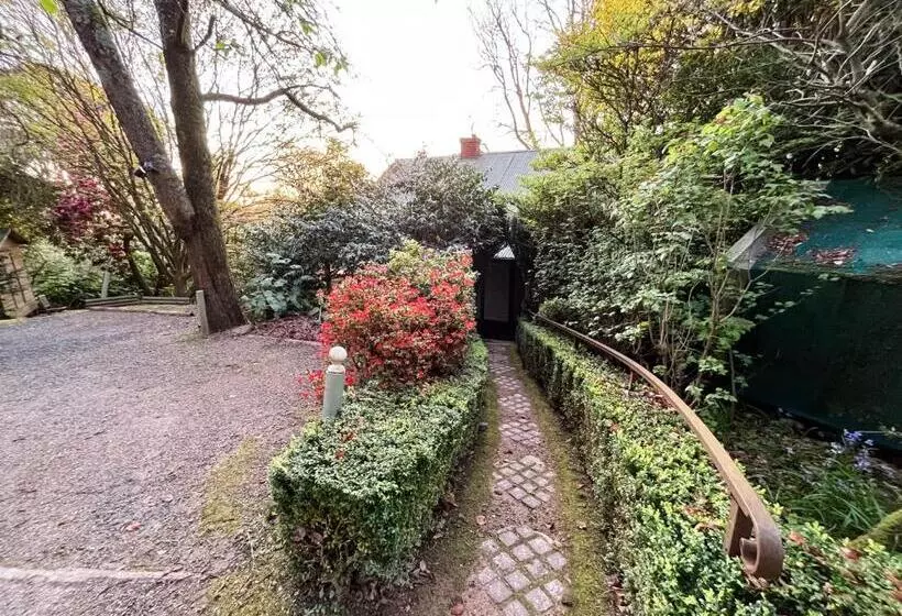 ２ベッドルームハウス, Woolrich Historic Garden Cottage
