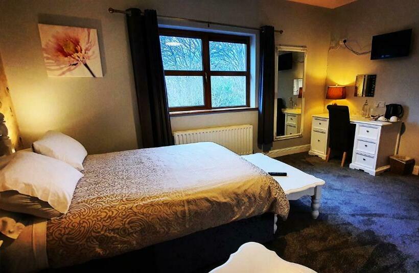 غرفة قياسية, Church View House