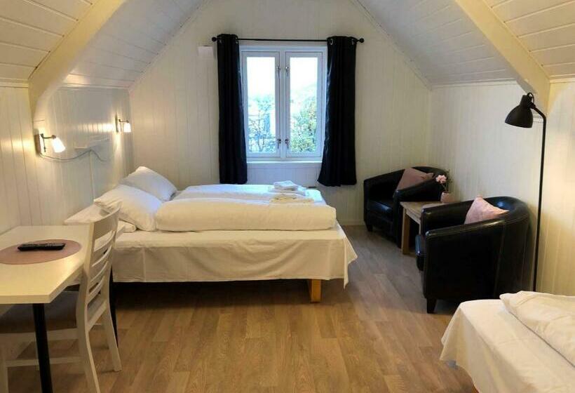 스탠다드 트리픔 룸 공동욕실, Ami