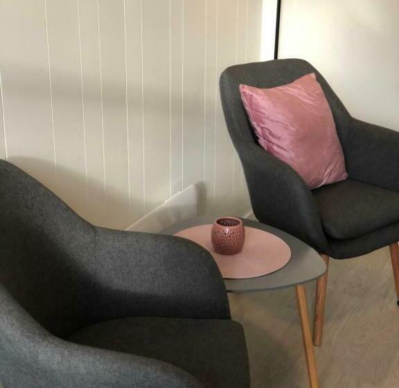 스탠다드 룸 공동 욕실, Ami