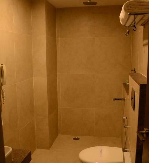 Номер Superior, Blu Iris