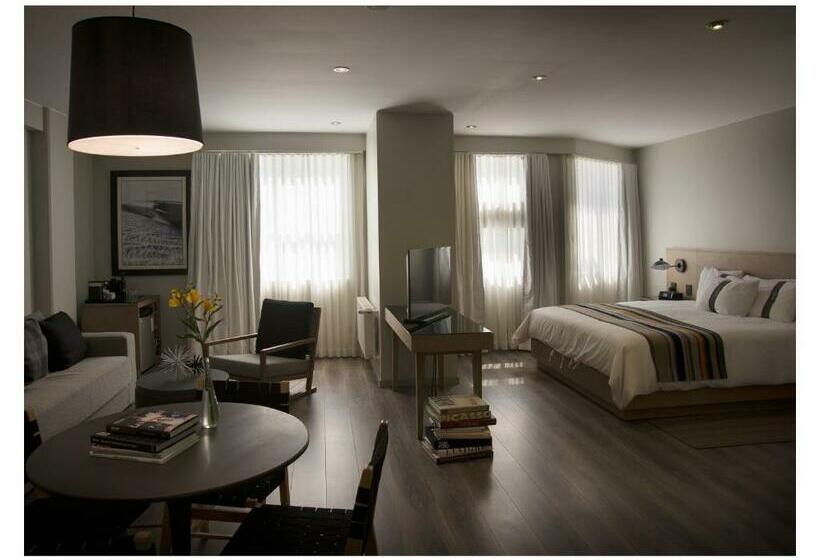 اتاق لوکس با تخت بزرگ, Casa Grande Suites