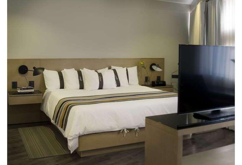 سوئیت پرزیدنت, Casa Grande Suites