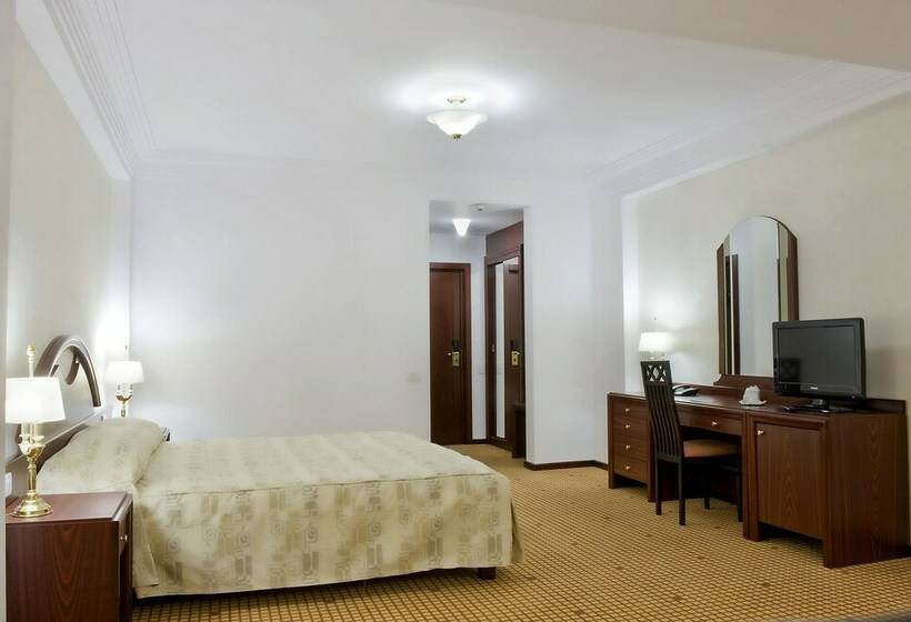 디럭스 룸, Citrin Adults Only