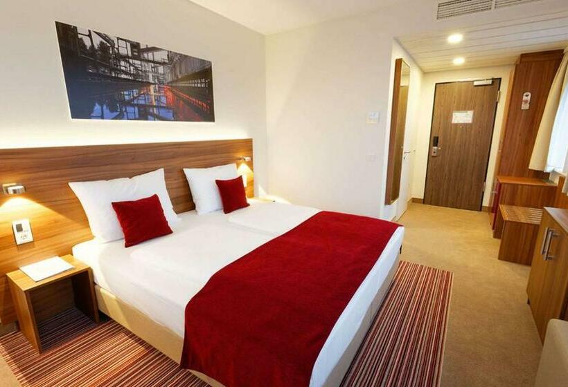 Chambre Supérieure, Four Points Flex by Sheraton Essen