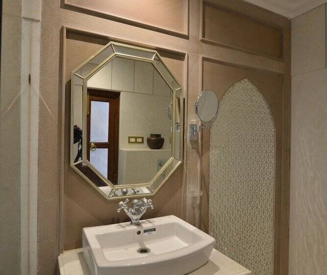 اتاق استاندارد, Haveli Dharampura   Unesco Awarded Boutique Heritage