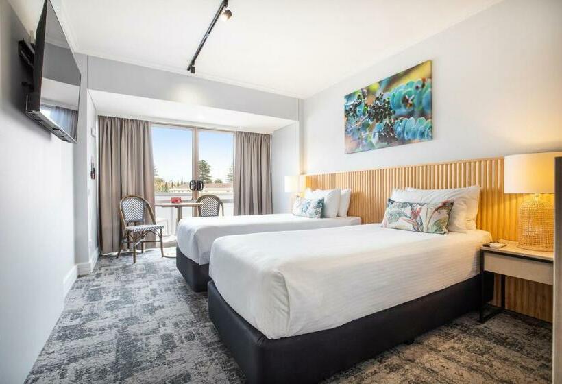 Студио Стандарт Кровать Кинг, Nightcap At Hotel Victor