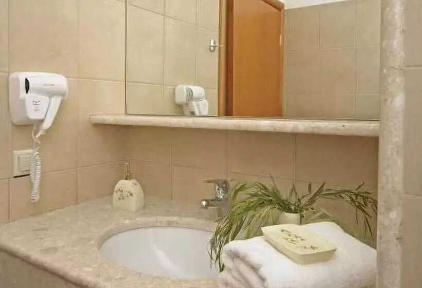 ویلای سوپریور 1 خوابه, Lenikos Resort