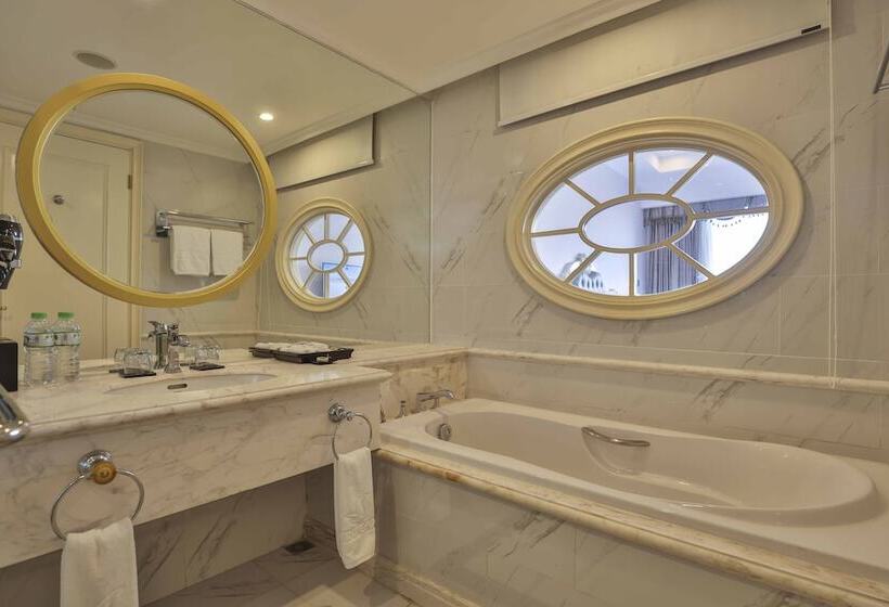 디럭스 룸, Vinpearl Resort & Spa Ha Long