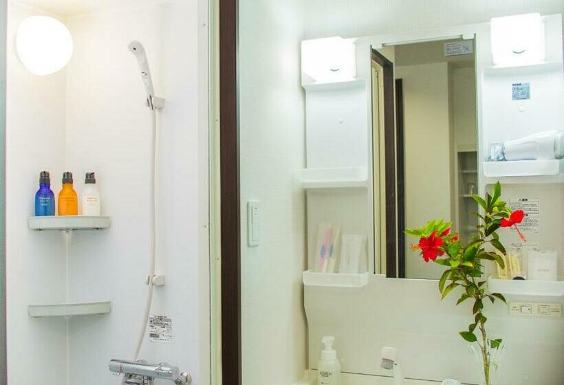 חדר סטנדרט נוף לים, Beach Front Tower Mihama By Dsh