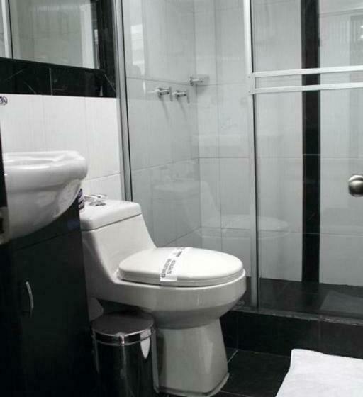 标准三人间, Ecoferia Boutique