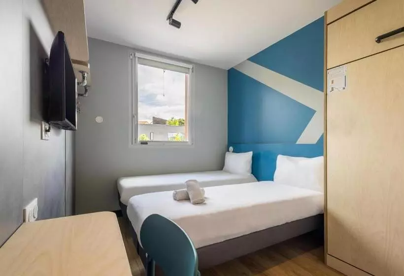 スタンダードトリプルルーム, Ibis Budget Nanterre La Defense