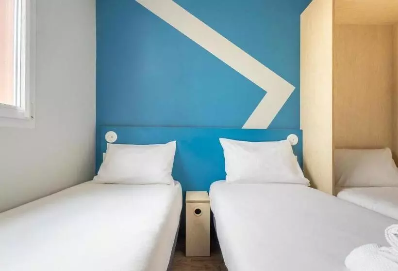 スタンダードトリプルルーム, Ibis Budget Nanterre La Defense