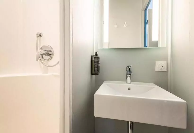 スタンダードトリプルルーム, Ibis Budget Nanterre La Defense