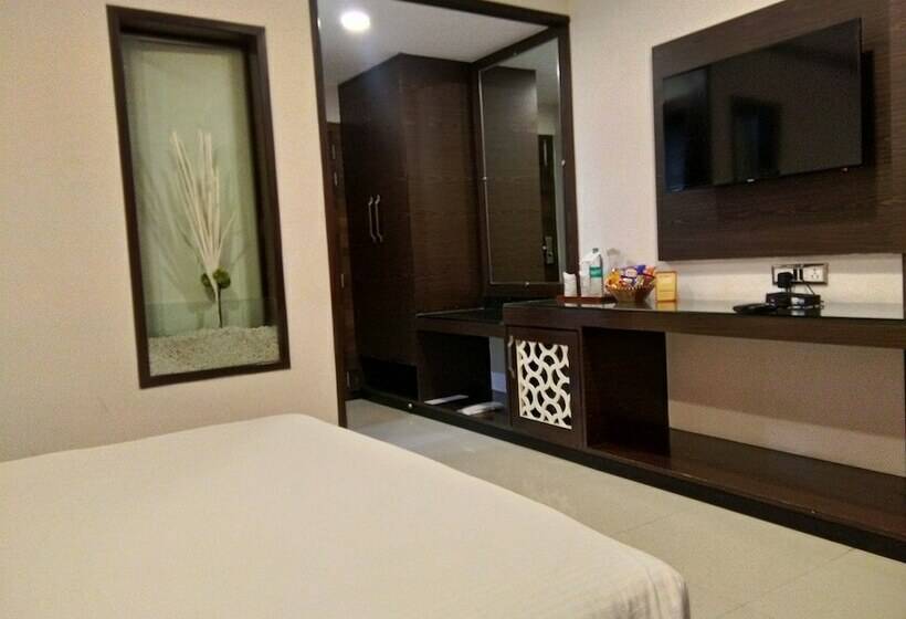 חדר קלאסי, Landmark