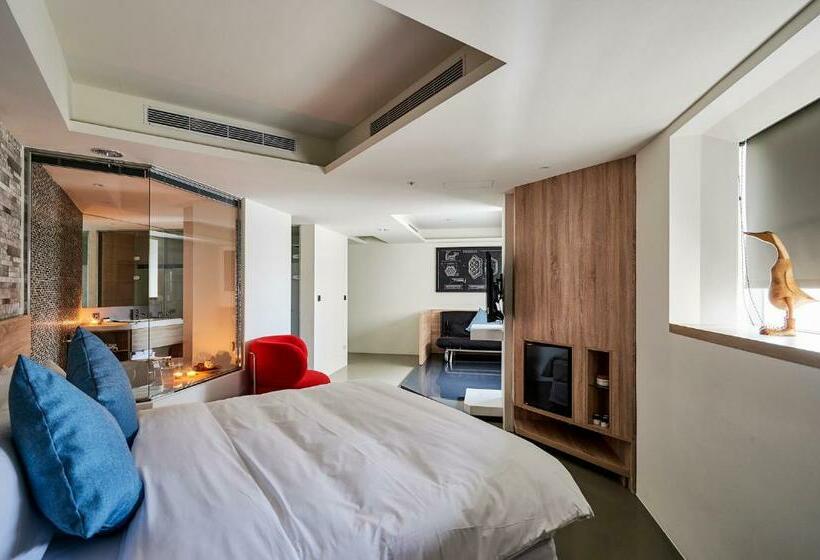 اتاق سوپریور, Check Inn Taichung Liming