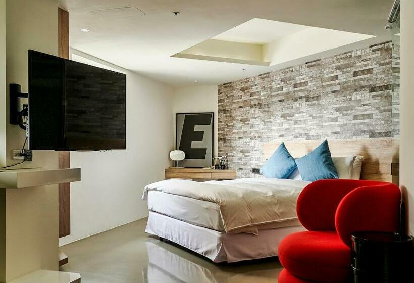 اتاق سوپریور, Check Inn Taichung Liming