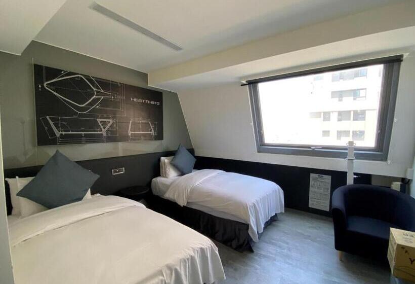 اتاق استاندارد, Check Inn Taichung Liming