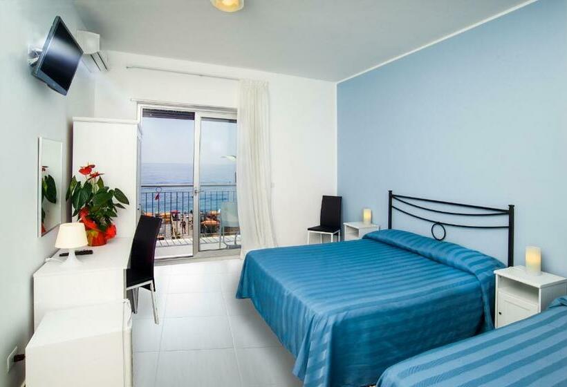 Номер Стандарт Вид на Море, Maniel Beach