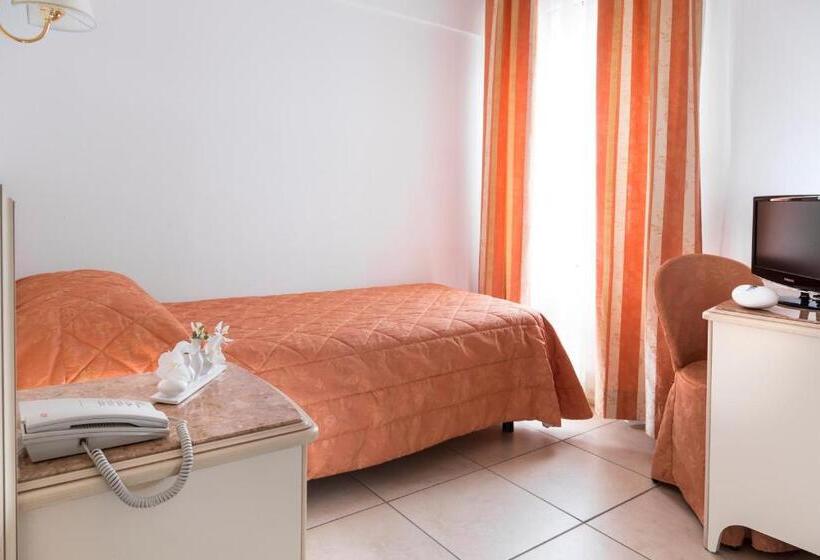 Pokój Standard Jednoosobowy, Mocambo