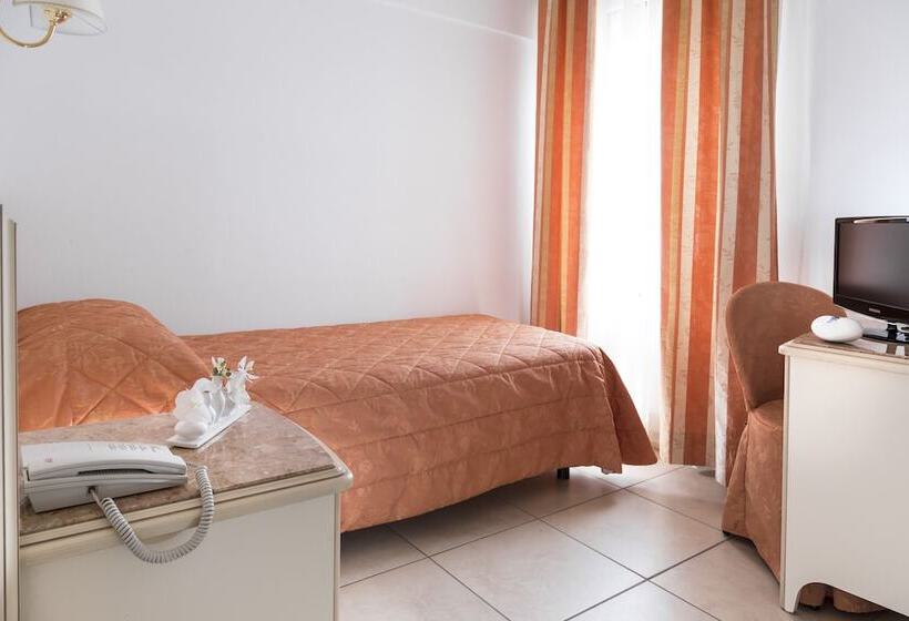 Pokój Standard Jednoosobowy, Mocambo