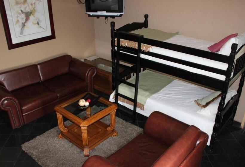 패밀리 룸, Picanha Grill Guest House & Events Venue