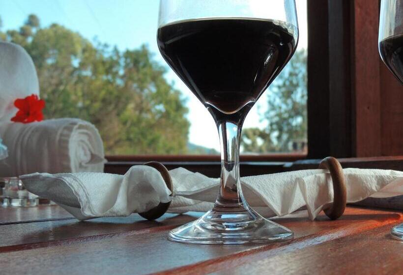 샬레, Pousada Cantinho Das Estrelas