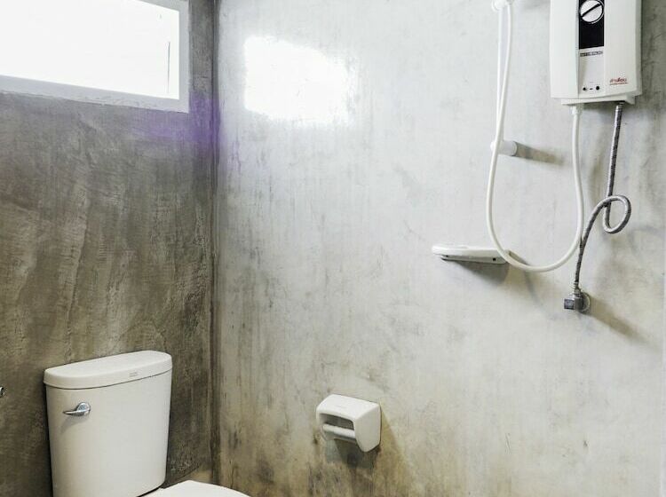 Номер Deluxe, The Private