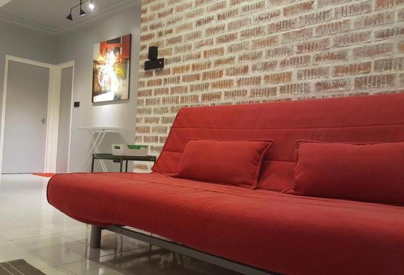 １階の１ベッドルームアパートメント, Tulip