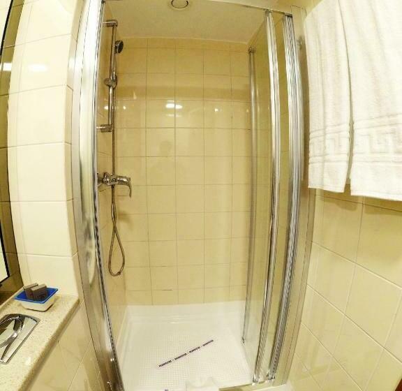 Номер Стандартный Кровать Куин, Zenith