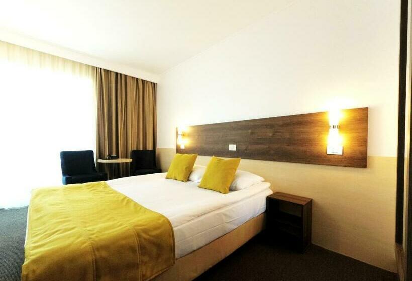 Номер Стандартный Кровать Куин, Zenith