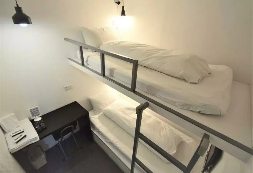 اتاق استاندارد با سرویس بهداشتی مشترک, Inn Cube Taipei Main Station