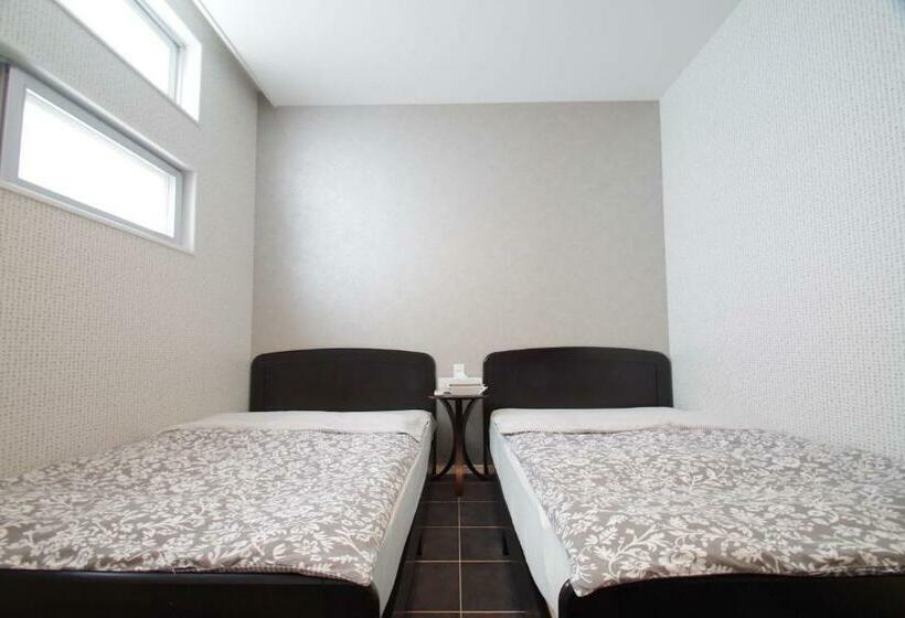 غرفة قياسية, Umioto ウミオト 夫婦 カップル 女性一人旅に大人気のナイトプール付き ゲストハウス 宮古島