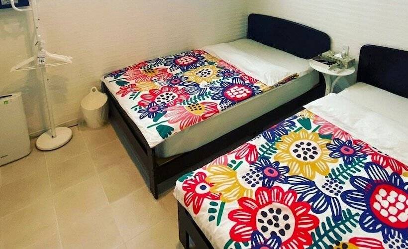 غرفة قياسية, Umioto ウミオト 夫婦 カップル 女性一人旅に大人気のナイトプール付き ゲストハウス 宮古島