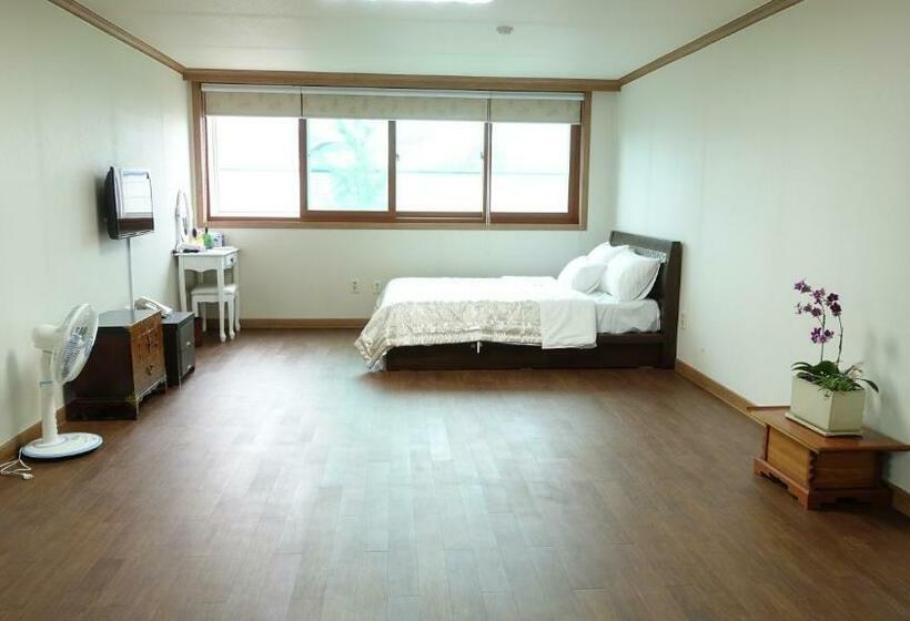 Номер Deluxe, Happy Memory