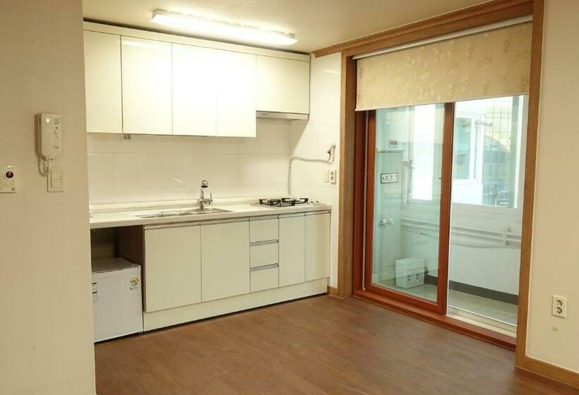 Номер Deluxe, Happy Memory