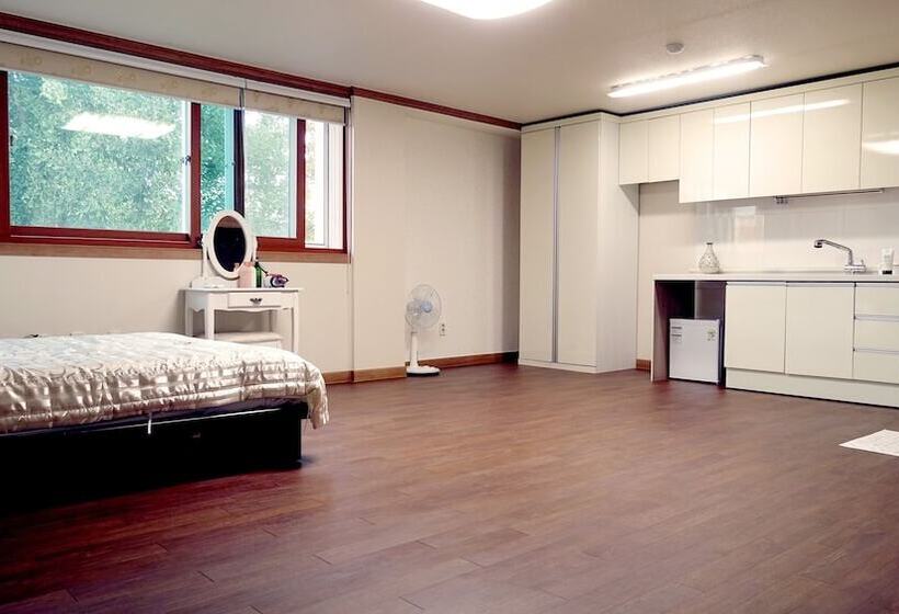 Номер Deluxe, Happy Memory