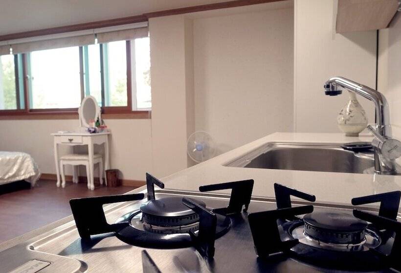 Номер Deluxe, Happy Memory