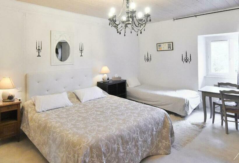 اتاق سوپریور, Le Château D'orleix