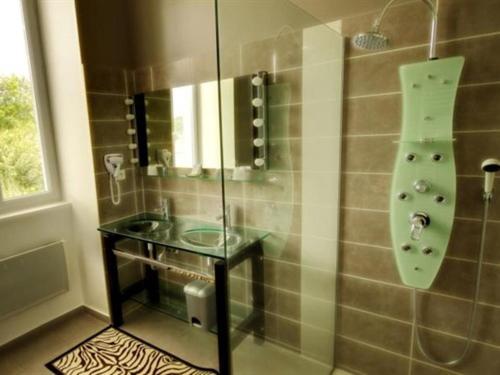 اتاق سوپریور, Le Château D'orleix