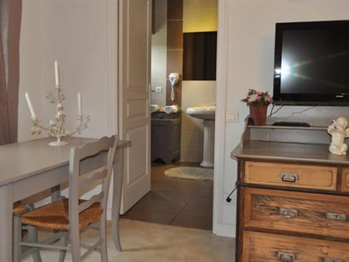 اتاق سوپریور, Le Château D'orleix