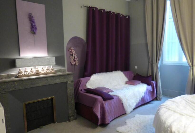 اتاق سوپریور سه تخته, Le Château D'orleix