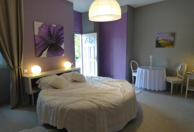 اتاق سوپریور سه تخته, Le Château D'orleix