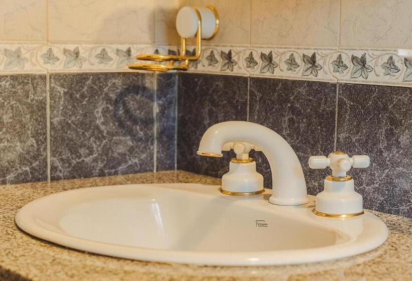 Quarto Triplo Estandar, Hosteria Boutique Bariloche