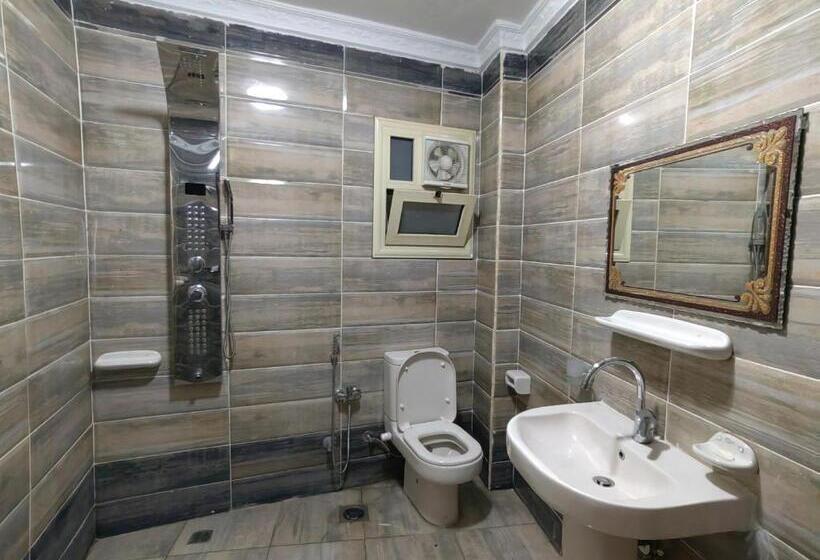 سوئیت با بالکن, Gem Overlooking Inn