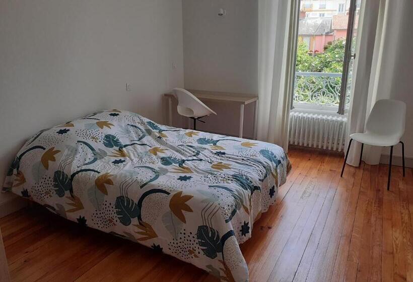 バス共有のスタンダードルーム, La Maison Np