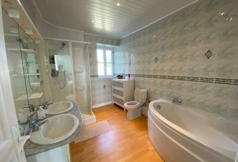 デラックスルーム, Relax Au Coeur Du Morvan