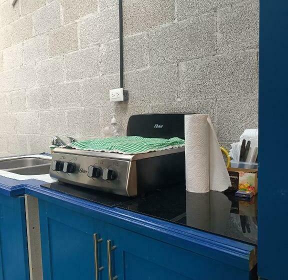 تختخواب در اتاق مشترک, Budget Hostel Guatemala