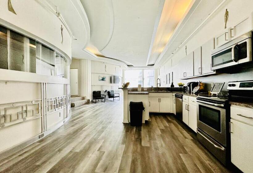 آپارتمان 2 خوابه, Executive Vacation Suite For 4