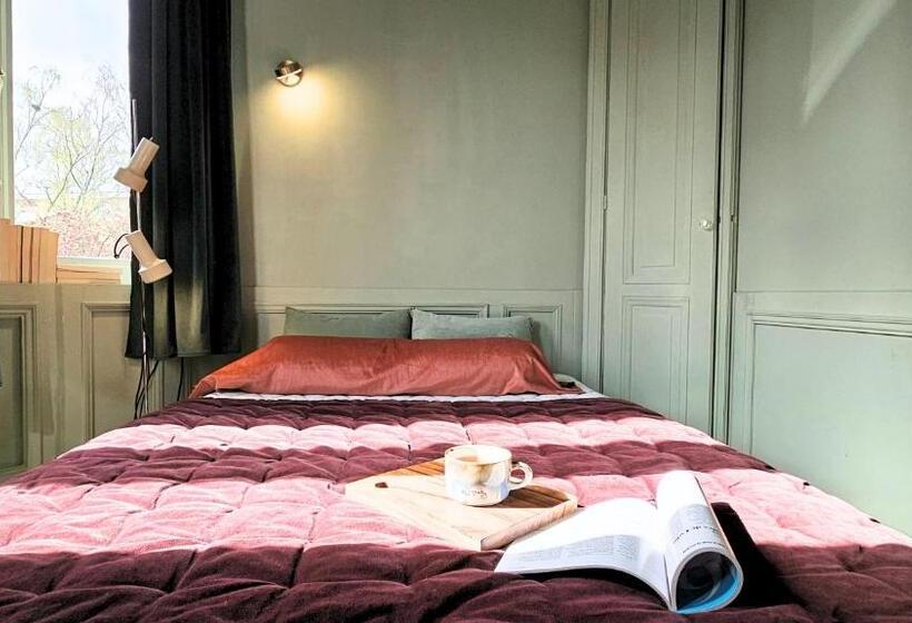 آپارتمان 1 خوابه با چشم‌انداز, The Kooch House 1.4
